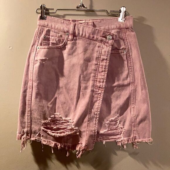 Free People Distressed Denim Mini Skirt NWOT - Picture 1 of 8